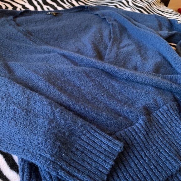 DARK BLUE SWEATER - Picture 3 of 3